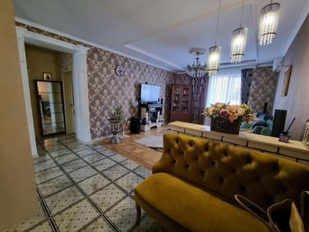 Продам трехкомнатную квартиру, 76.5 м², этаж 2 из 3. Фото 1