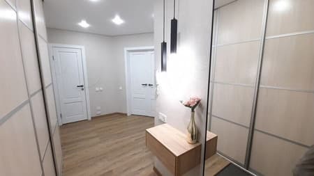 Продам трехкомнатную квартиру, 74.5 м², этаж 8 из 9. Фото 1