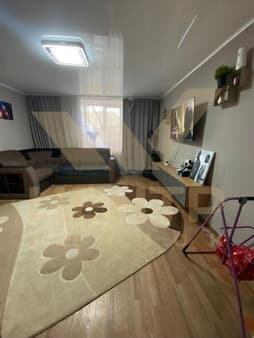 Продажа трехкомнатной квартиры, 72 м², этаж 1 из 2. Фото 1