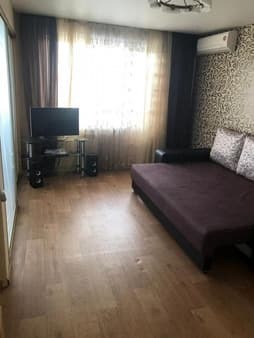Продам трехкомнатную квартиру, 70.2 м², этаж 4 из 5. Фото 1