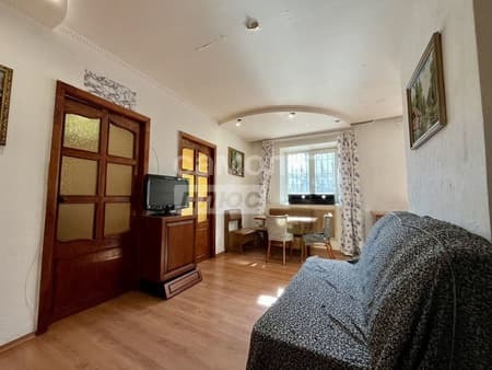 Продается трехкомнатная квартира, 51.8 м², этаж 1 из 5. Фото 1