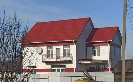 дом, 171 м², 13 соток