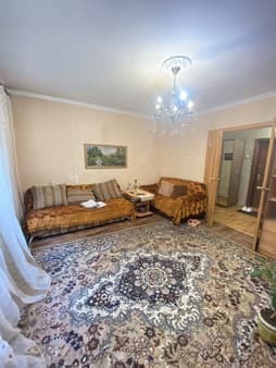 Объявление о продаже двухкомнатной квартиры, 53.6 м², этаж 1 из 10. Фото 1