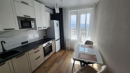 Объявление о сдаче однокомнатной квартиры, 42 м², этаж 19 из 25. Фото 1