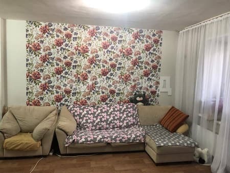 Продать трехкомнатную квартиру, 60 м², этаж 5 из 5. Фото 1