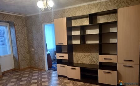 Сдам в аренду трехкомнатную квартиру, 49 м², этаж 3 из 5. Фото 1