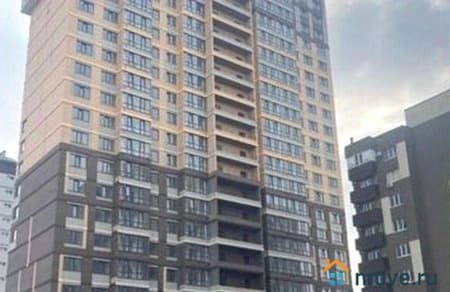 Продаем двухкомнатную квартиру, 53 м², этаж 10 из 25. Фото 1