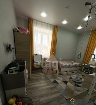 Продам трехкомнатную квартиру, 70 м², этаж 2 из 2. Фото 1