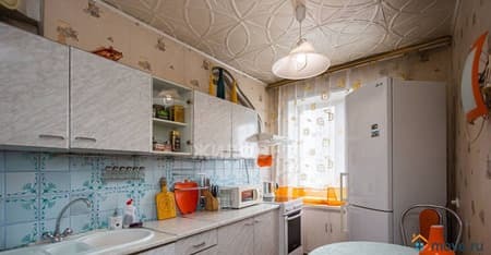 Продам трехкомнатную квартиру, 60 м², этаж 3 из 9. Фото 1