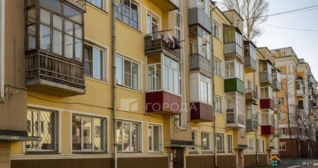 Продам трехкомнатную квартиру, 49 м², этаж 3 из 5. Фото 1