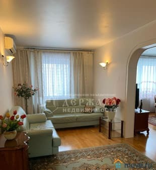 Продается четырехкомнатная квартира, 110 м², этаж 4 из 10. Фото 1