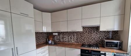Продаю четырехкомнатную квартиру, 80 м², этаж 4 из 9. Фото 1