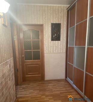 Сдается в аренду однокомнатная квартира, 50 м², этаж 2 из 5. Фото 1