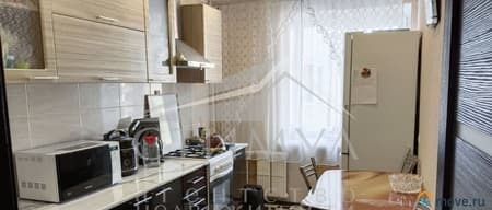 Продаем трехкомнатную квартиру, 65.6 м², этаж 9 из 10. Фото 1