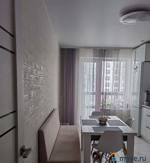 Купить трехкомнатную квартиру, 80 м², этаж 5 из 10. Фото 1