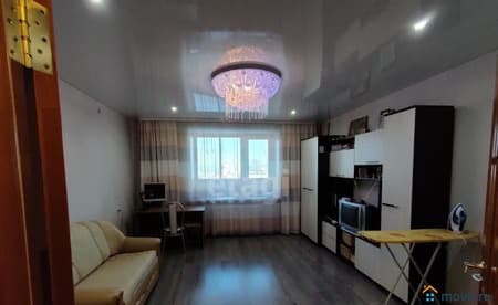 Продаем трехкомнатную квартиру, 87 м², этаж 4 из 9. Фото 1