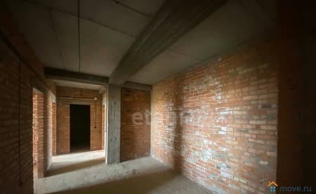 Продаем трехкомнатную квартиру, 100 м², этаж 4 из 5. Фото 1
