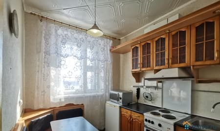 Купить двухкомнатную квартиру, 45.3 м², этаж 3 из 3. Фото 1