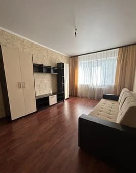 Продажа однокомнатной квартиры, 47 м², этаж 3 из 15. Фото 5