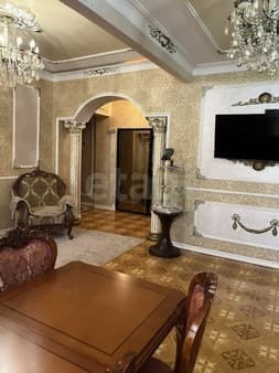 Продаю двухкомнатную квартиру, 73.5 м², этаж 1 из 5. Фото 1