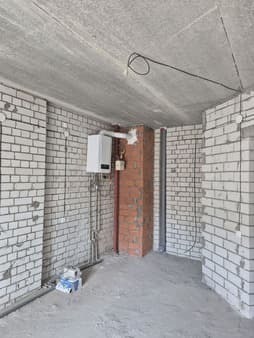Продажа однокомнатной квартиры, 42 м², этаж 6 из 9. Фото 4