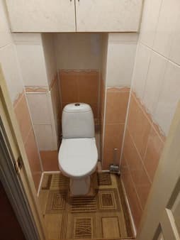 Продажа двухкомнатной квартиры, 53 м², этаж 1 из 9. Фото 1