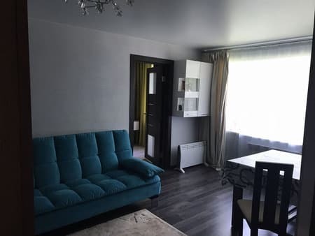 Объявление об аренде двухкомнатной квартиры, 47 м², этаж 1 из 5. Фото 1