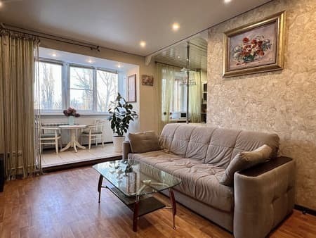 Продается трехкомнатная квартира, 66.8 м², этаж 3 из 5. Фото 3