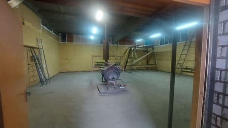 склад, 130 м²