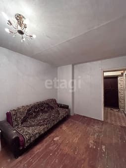 Объявление о продаже комнаты, 52.5 м², этаж 3 из 5. Фото 1