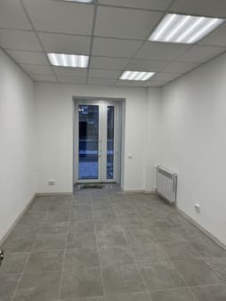 Продать торговое помещение, 40.3 м². Фото 2