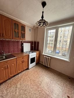 Продам двухкомнатную квартиру, 46 м², этаж 2 из 5. Фото 2