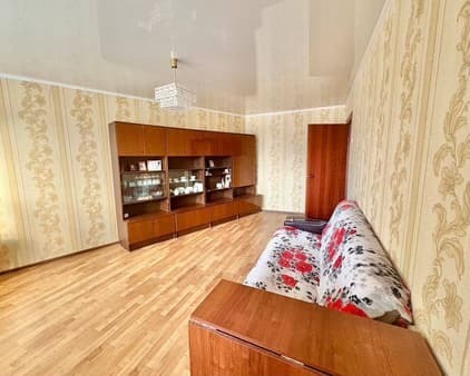 Продается четырехкомнатная квартира, 80 м², этаж 8 из 9. Фото 1