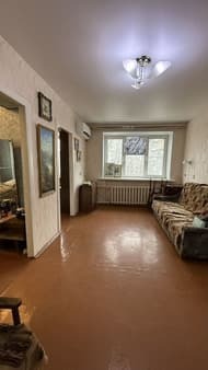 Купить четырехкомнатную квартиру, 62.4 м², этаж 5 из 5. Фото 2