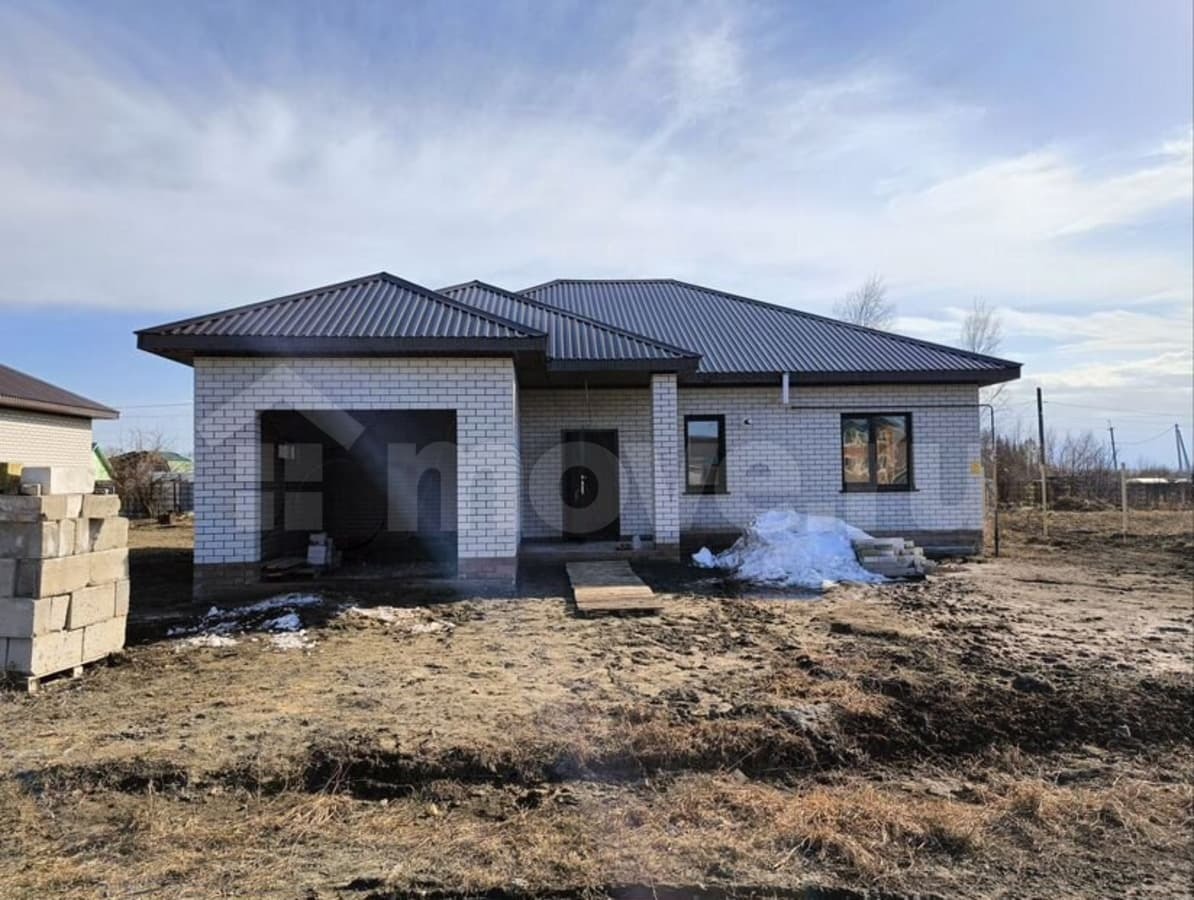 дом, 130 м², 5 соток