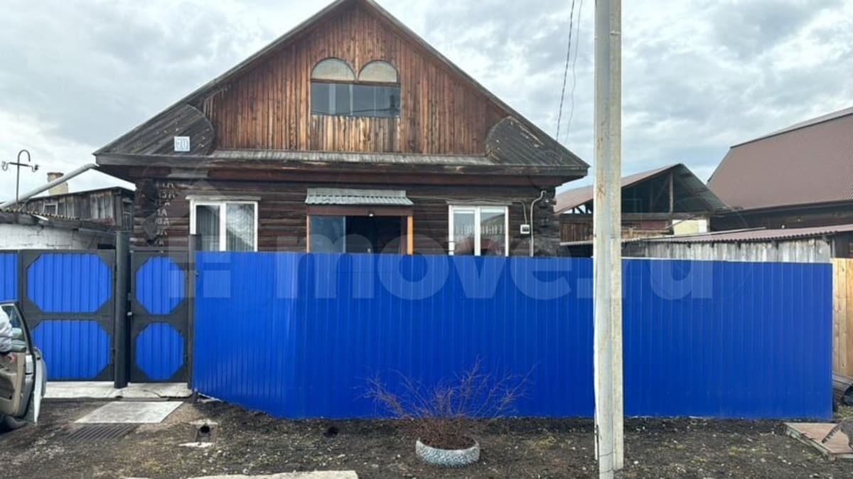 дом, 100 м², 7 соток