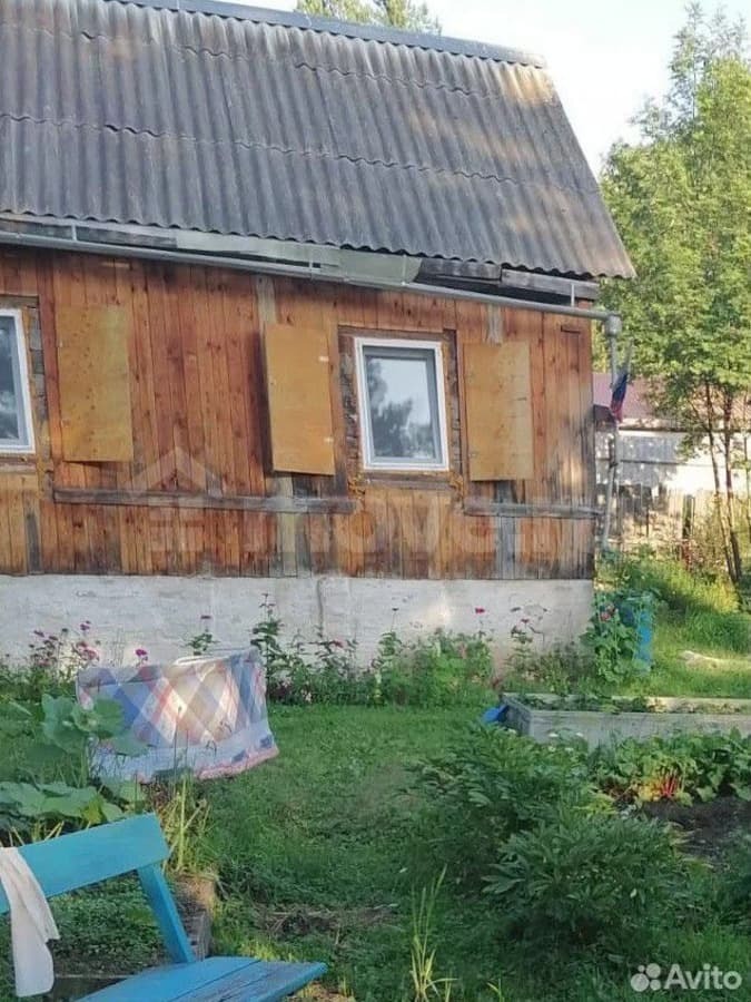 дача, 30.6 м², 10.5 сотки