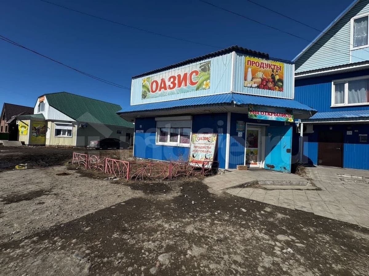 нежилое здание, 325.7 м²