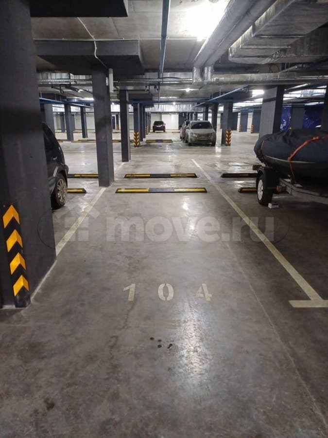 машиноместо, 13 м²