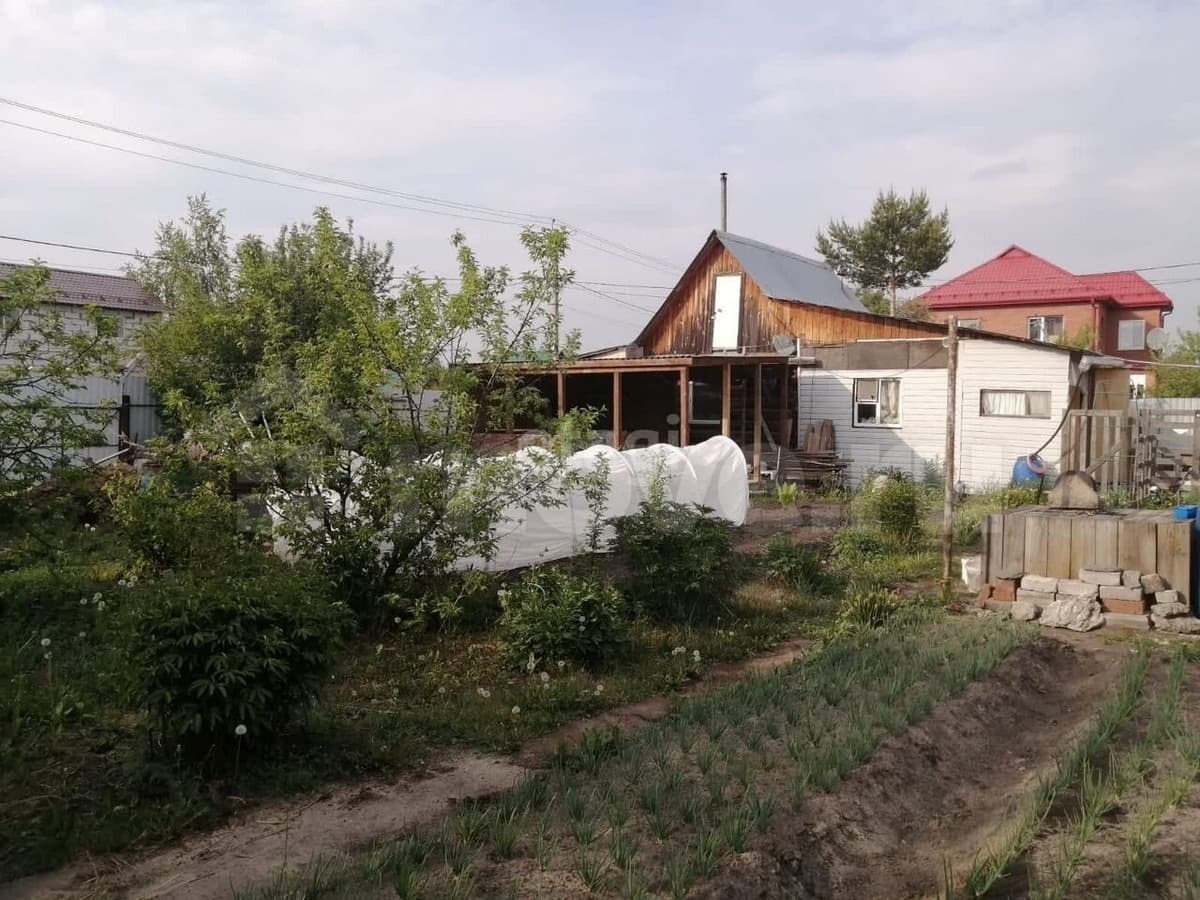 дача, 33 м², 8 соток