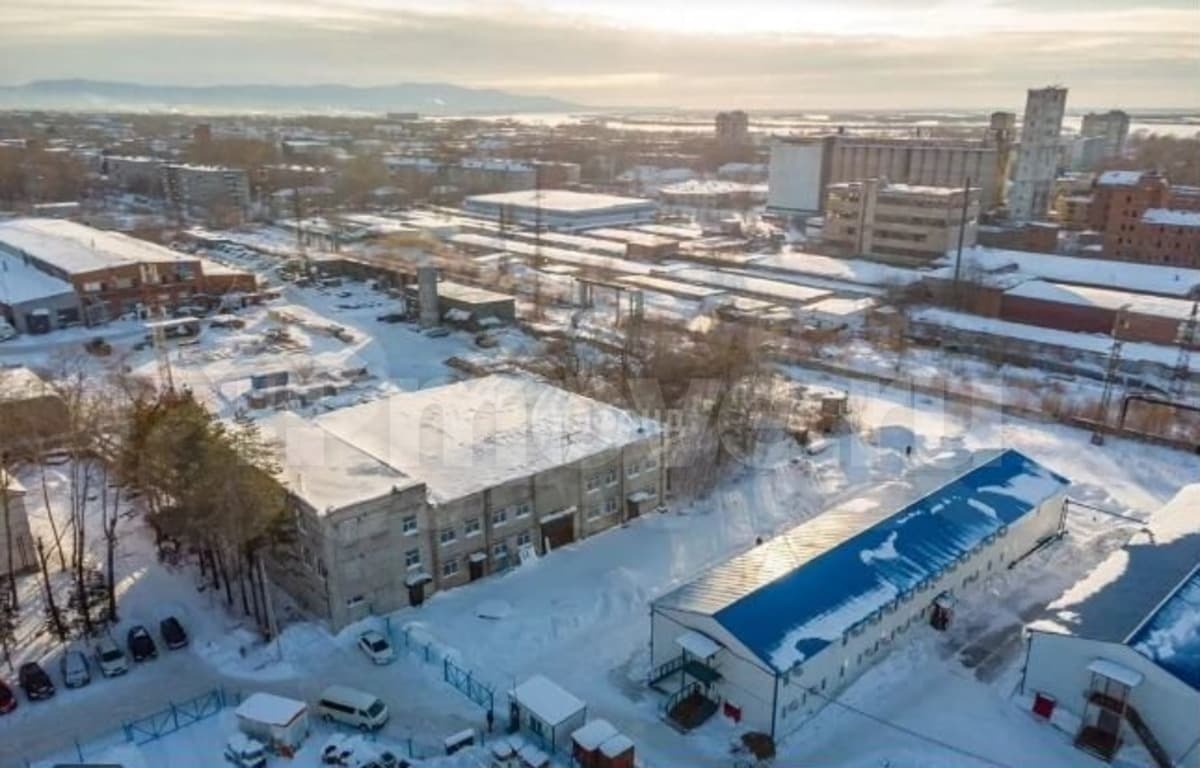 нежилое здание, 1826.8 м²