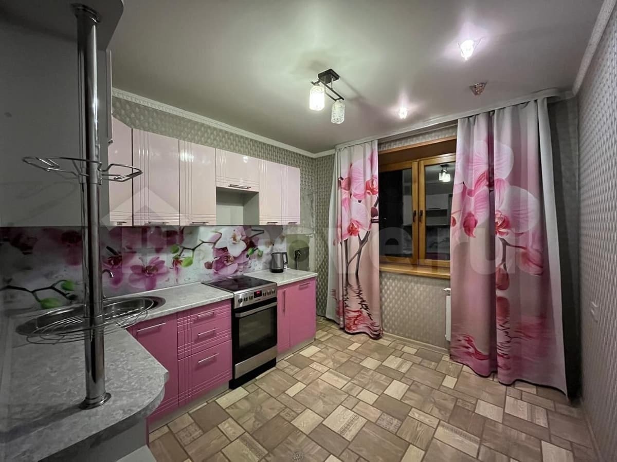 4-комн. квартира, 76.9 м²