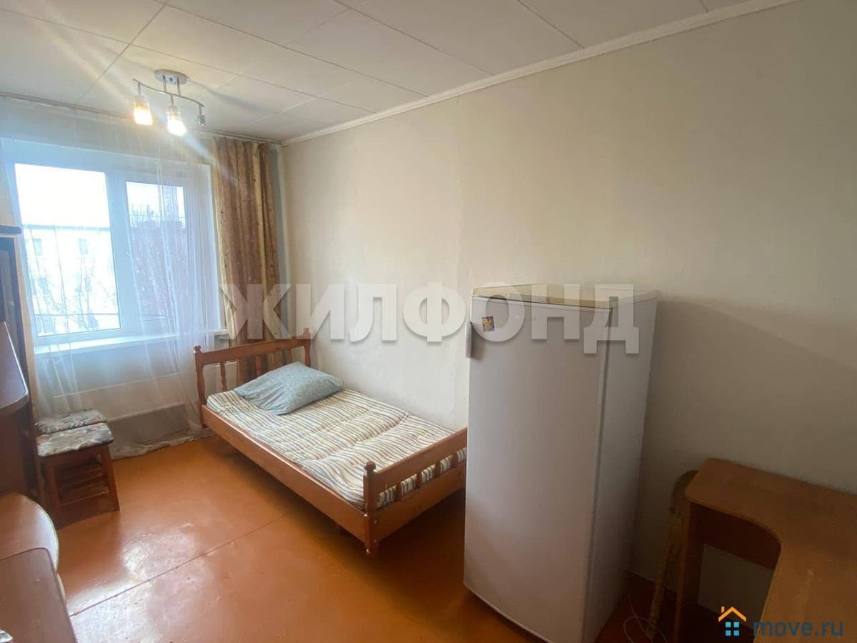 комната, 10.8 м²