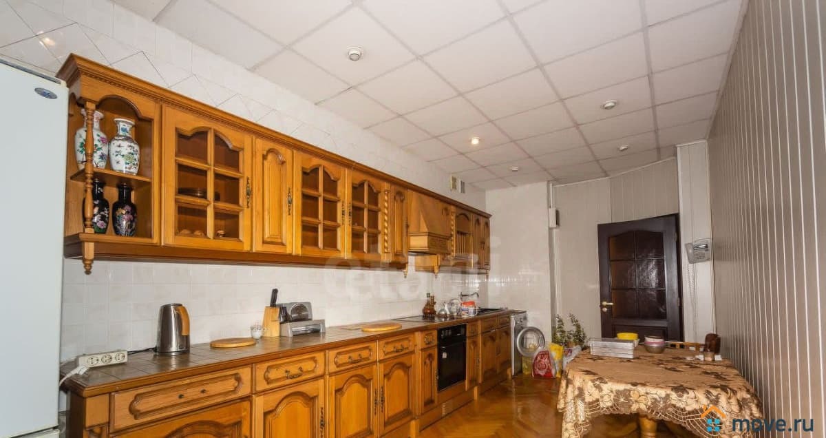 4-комн. квартира, 170 м²