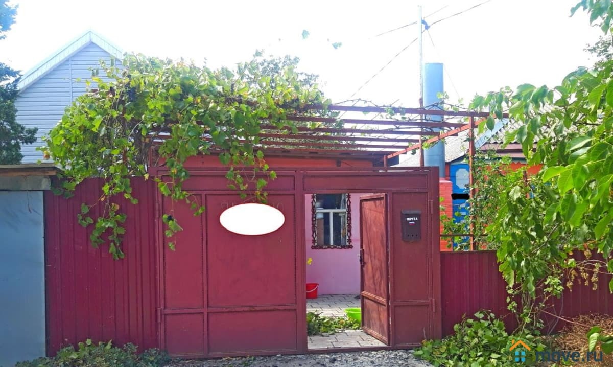 дом, 140 м², 38 соток