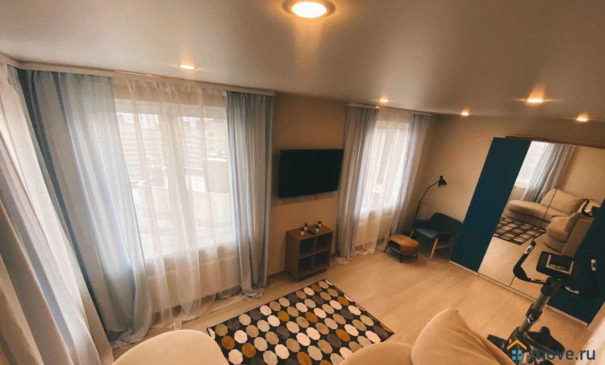 2-комн. квартира, 76.2 м²