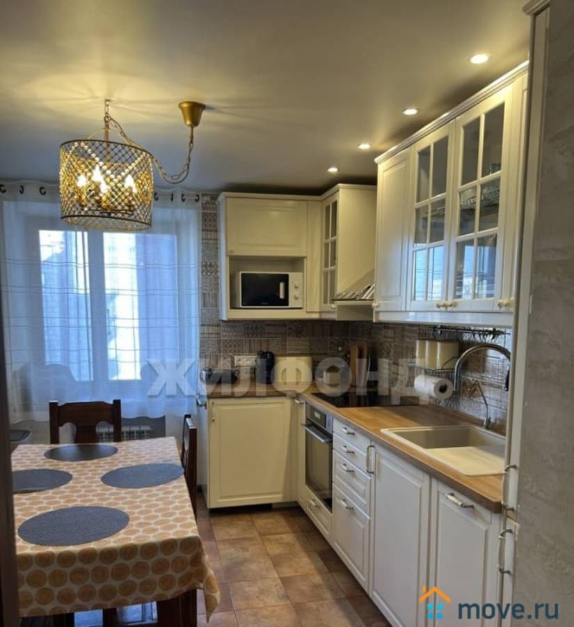 4-комн. квартира, 101.6 м²