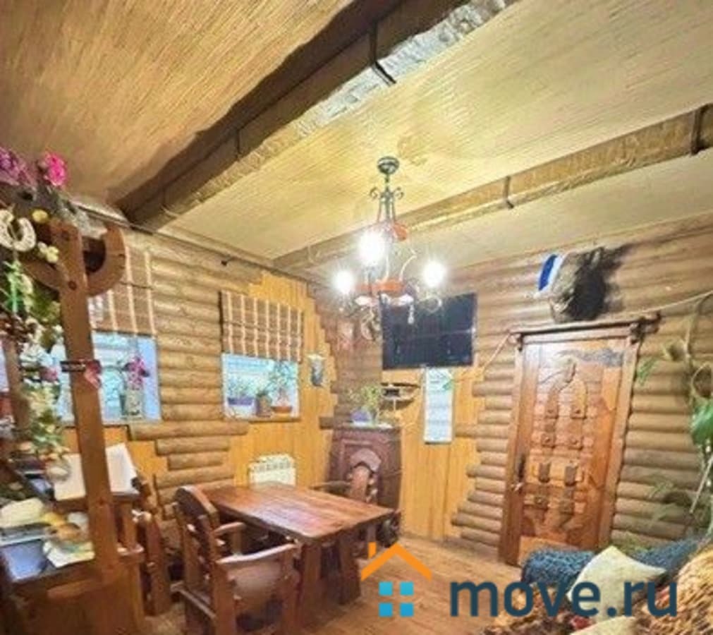 дом, 219.9 м², 3.77 сотки