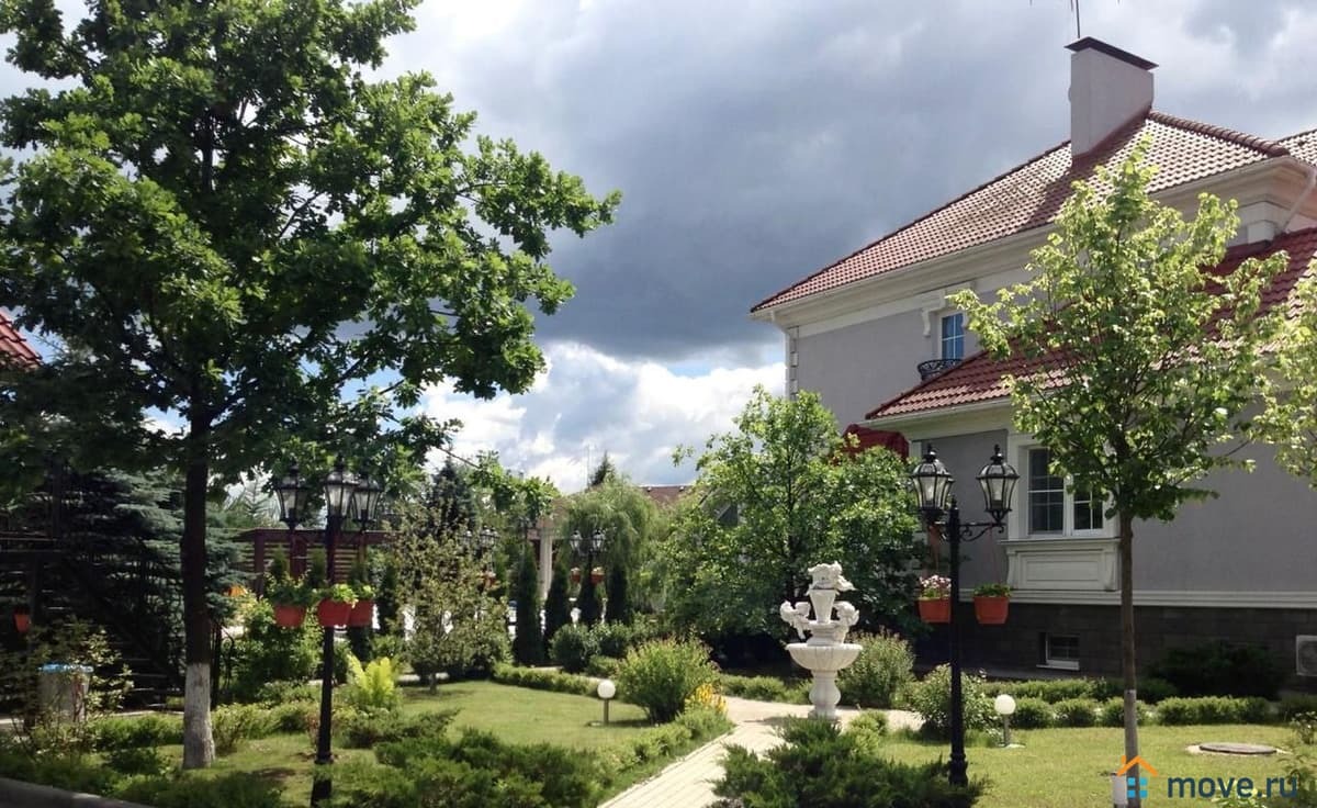 коттедж, 950 м², 30 соток