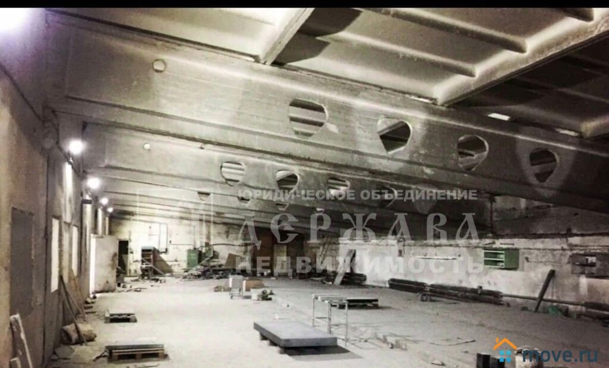 свободного назначения, 2700 м²